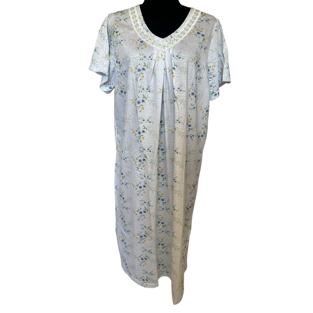 NWT Blair Vintage Lace Trimmed Blue Floral Gown Pajamas Size Medium